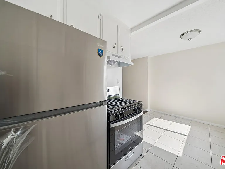 2038 S Holt Ave #16 — Photo 7