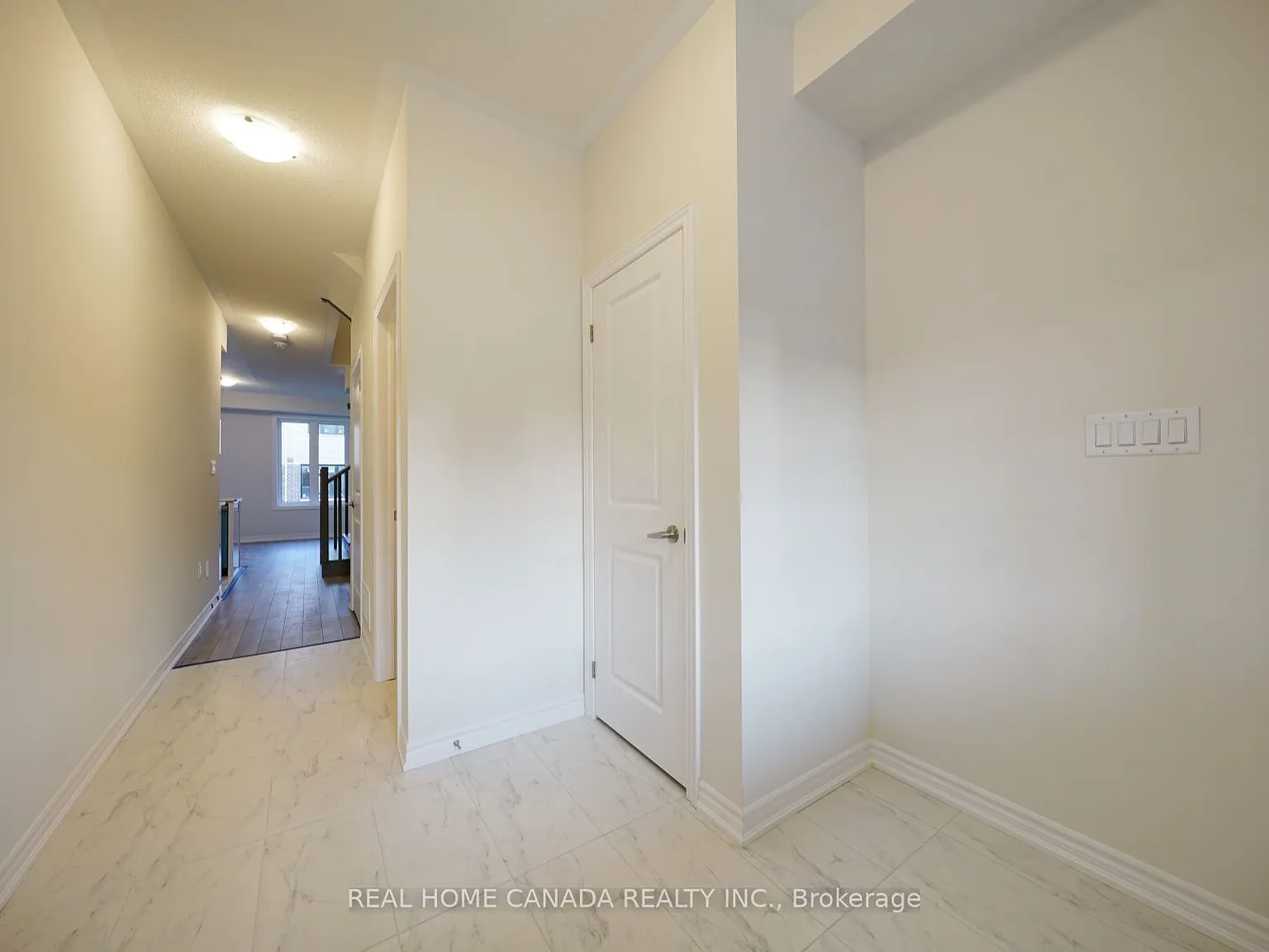 3 bed, $2,550 — Photo 4