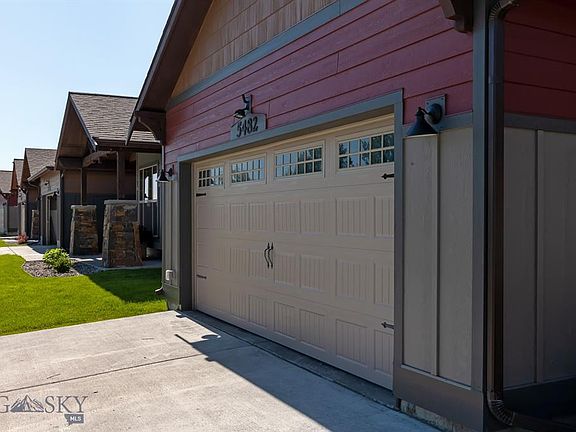 3rd image of 5482 Glenellen Dr