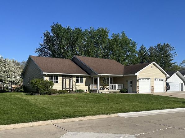 511 Hickory Ln
