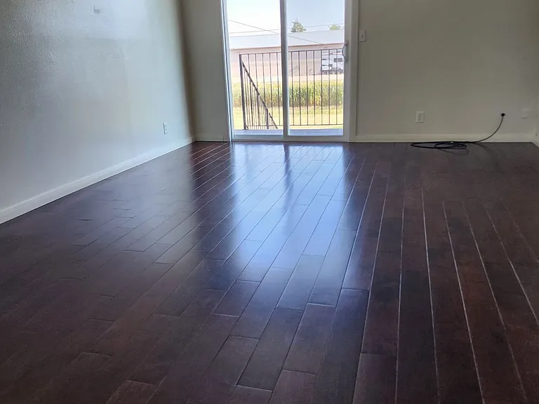 250 Carol Dr #1 — Photo 17