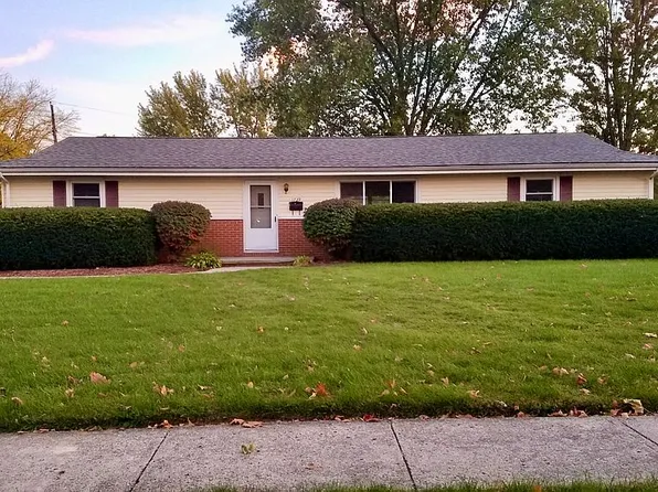 1729 Queenswood Dr, Findlay, OH 45840