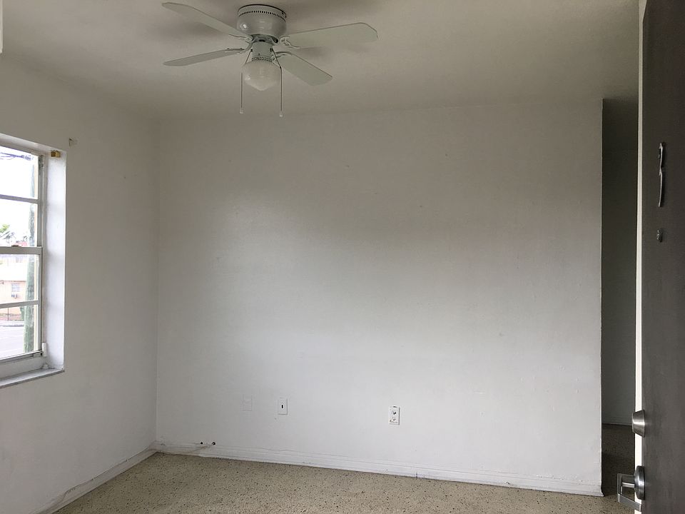 living room *photo taken of similar unit*