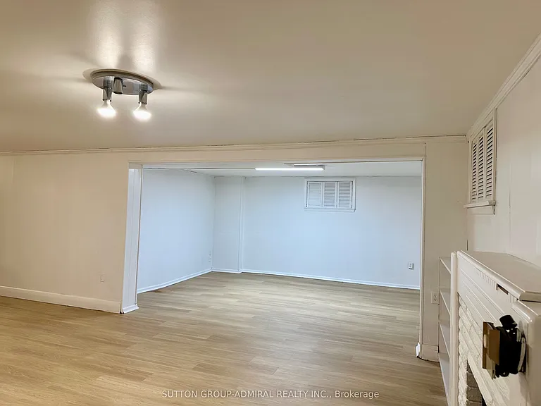 97 Valecrest Dr — Photo 28