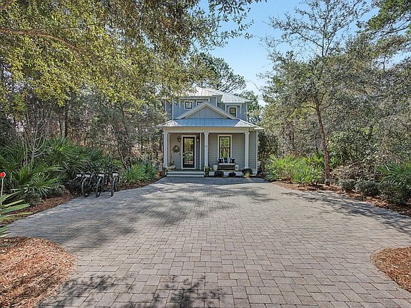 3rd image of 111 Hammock Ln