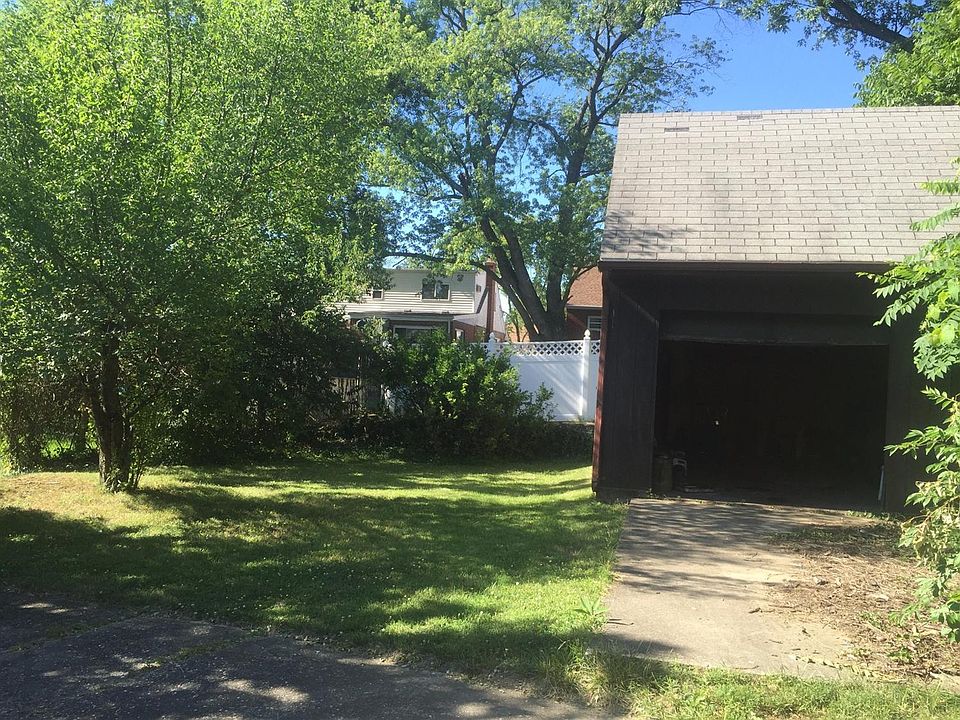 2nd image of 1468 Clovernoll Dr