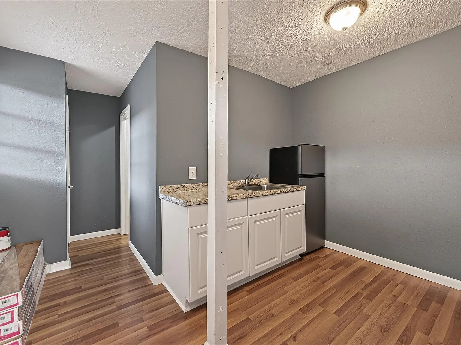 1 bed, 1.0 bath, 1899 sqft, $650 — Photo 4