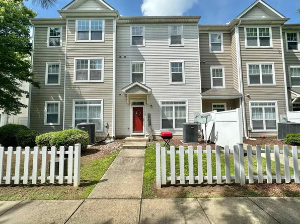 330 Gilman Ln Unit 110, Raleigh, NC 27610