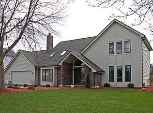 120 Rock Crk, Pittsford, NY 14534