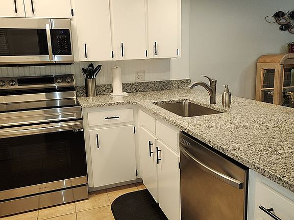Dishwasher & Microwave