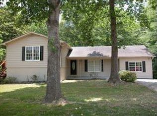581 Ayres Rd, Mableton, GA 30126