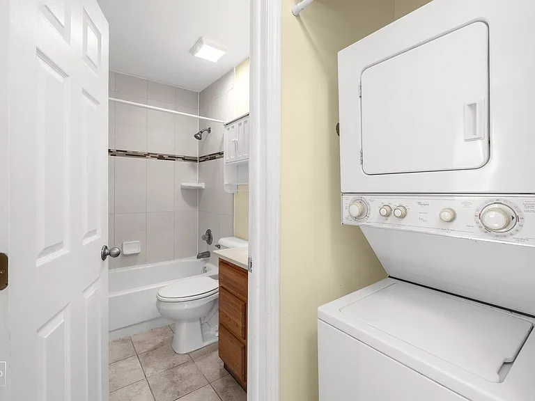 1030 Brunswick Hbr — Photo 10