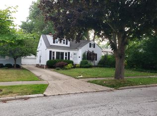 24107 E Baintree Rd, Beachwood, OH 44122