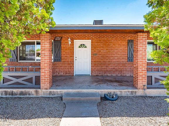 5th image of 1231 E INDIANOLA Avenue