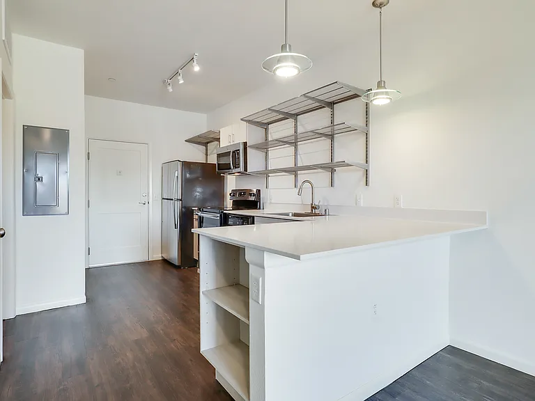 315 pictured, 115 has same floorplan, fixtures, and finishes, see Chile Line tours for measurements