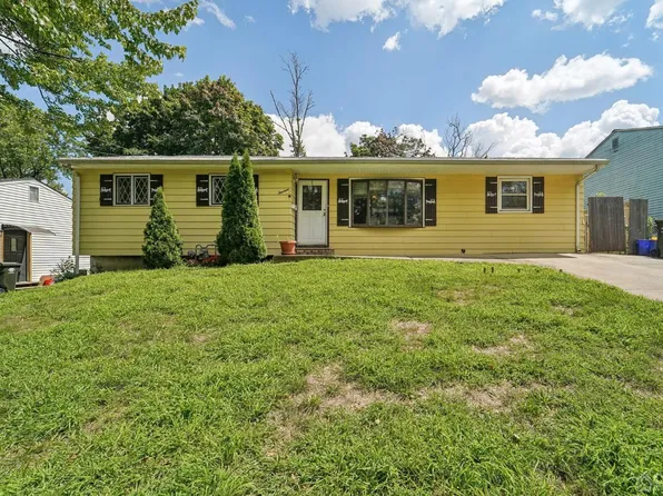 14 Georgetown Rd, Parlin, NJ 08859