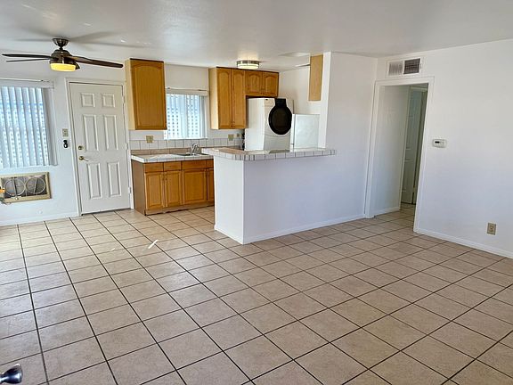 2nd image of 4499 Calle De Carlos #2