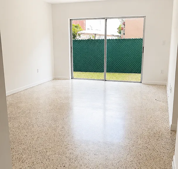 Gabriella Apartments — Photo 20
