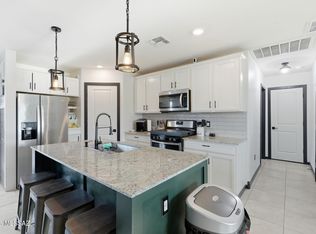 7528 W Portugal Pl, Tucson, AZ 85757