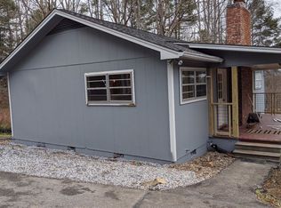 446 Hidden Lake Rd, Blairsville, GA 30512