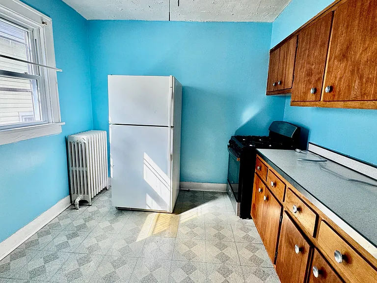6 Edison Ave #2 — Photo 23