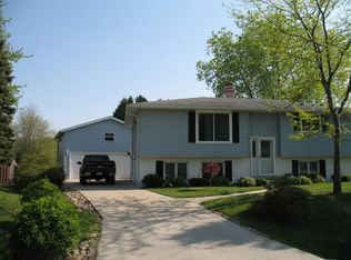 8001 Crystal Dr, Racine, WI 53406