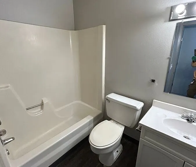 406 4th St SE #2A — Photo 5