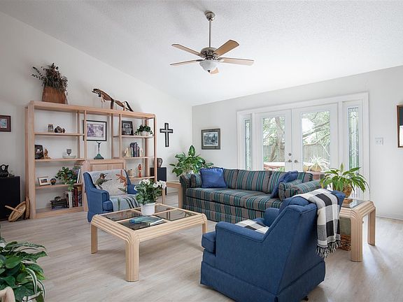 5th image of 3 Fairpoint Pl