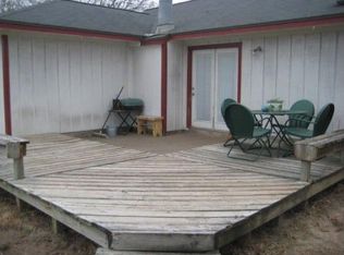 4422 Meadowbrook Dr, Bryan, TX 77802