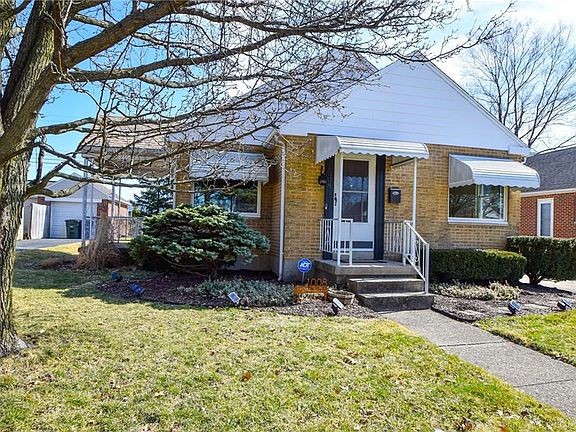 4th image of 1008 Broadmoor Dr
