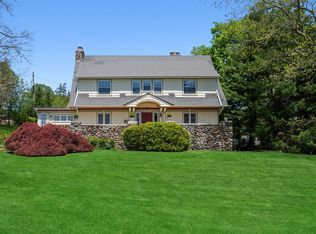 196 Hamilton Ave, New Rochelle, NY 10801