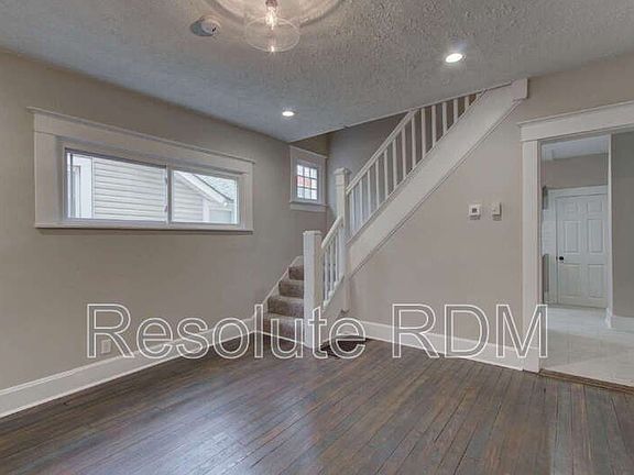 5th image of 1313 Ringgold Ave