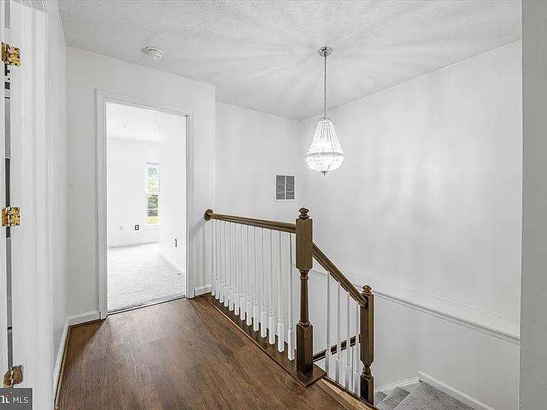 11304 Southlakes Dr — Photo 20