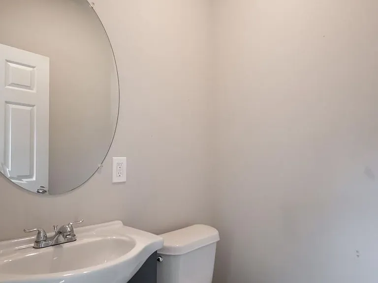 2446 Remington Dr — Photo 6