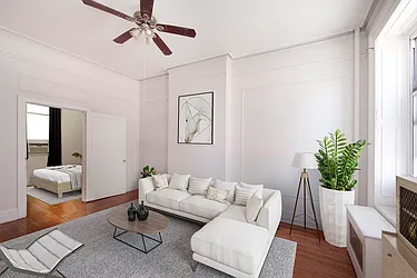 Rented by R New York