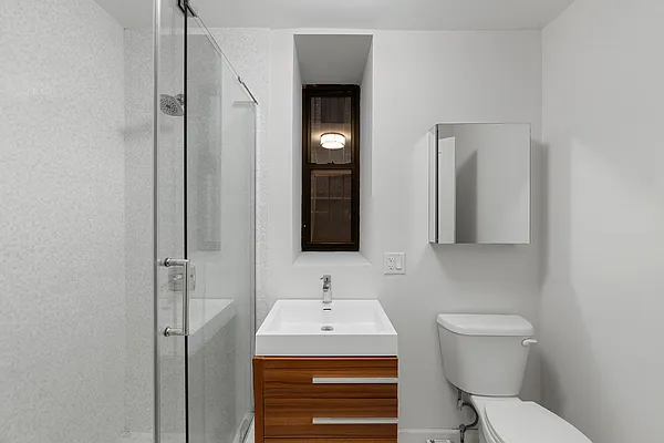 Rented by REAL New York | media 29