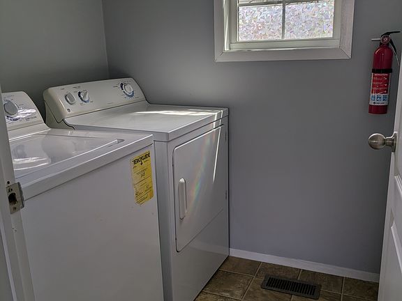 3rd image of 145 Linden Blvd #145