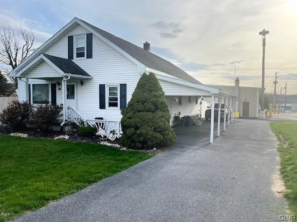 210 Williams Ave, Walnutport, PA 18088