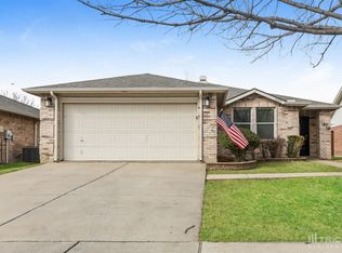 1829 Ramada Trl, Justin, TX 76247