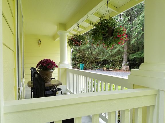 3rd image of 6515 213th Ave NE