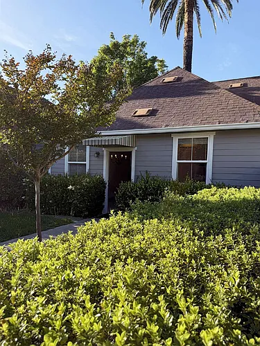 745 E Napa St Photo 1