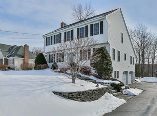 5 Wellington Cir, Atkinson, NH 03811