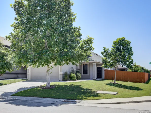 1984 Brandywine Dr, New Braunfels, TX 78130