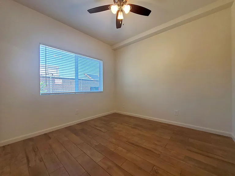12550 Laurel St — Photo 13