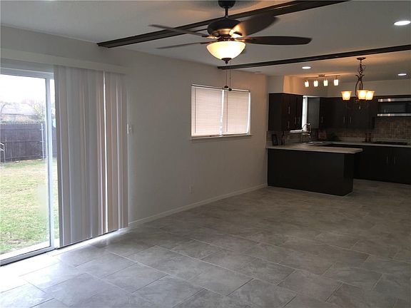 4th image of 1515 Gardenside Dr