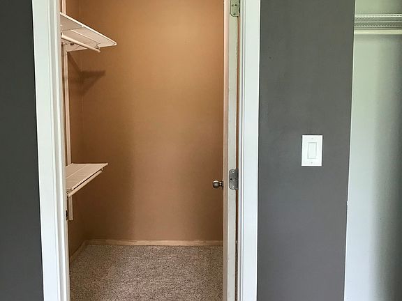 5th image of 360 Grissom Ct #360