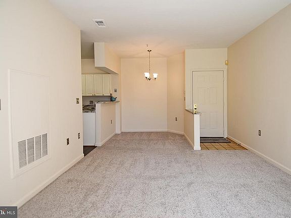 5th image of 12907 Alton Sq APT 202