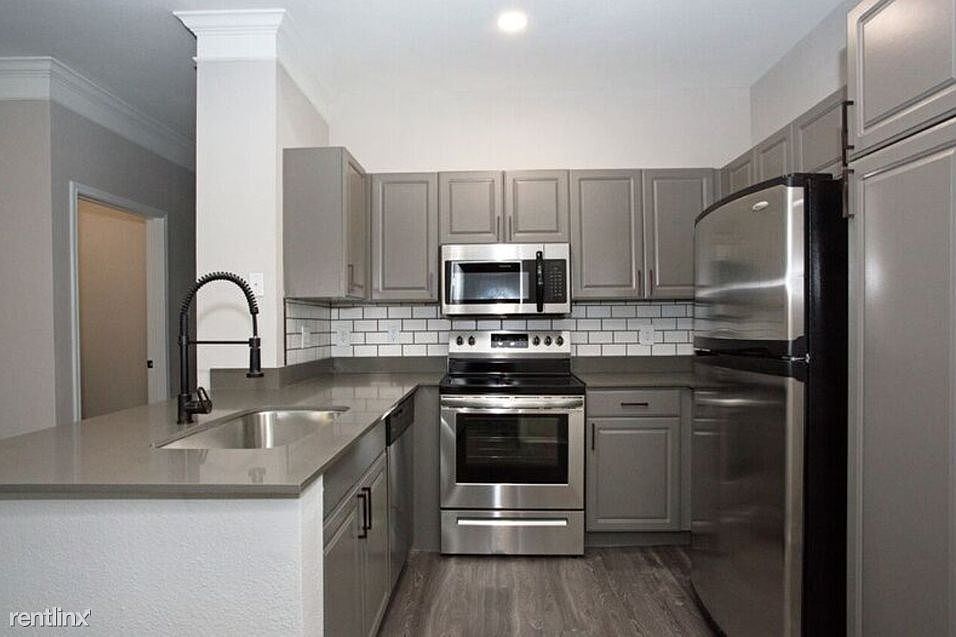 kitchen-south-congress-apartments(2)