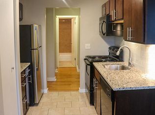 2727 N Pine Grove Ave APT 410, Chicago, IL 60614