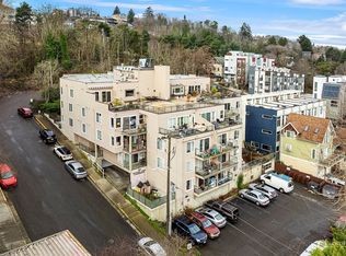 3022 SW Bradford St APT 2, Seattle, WA 98126